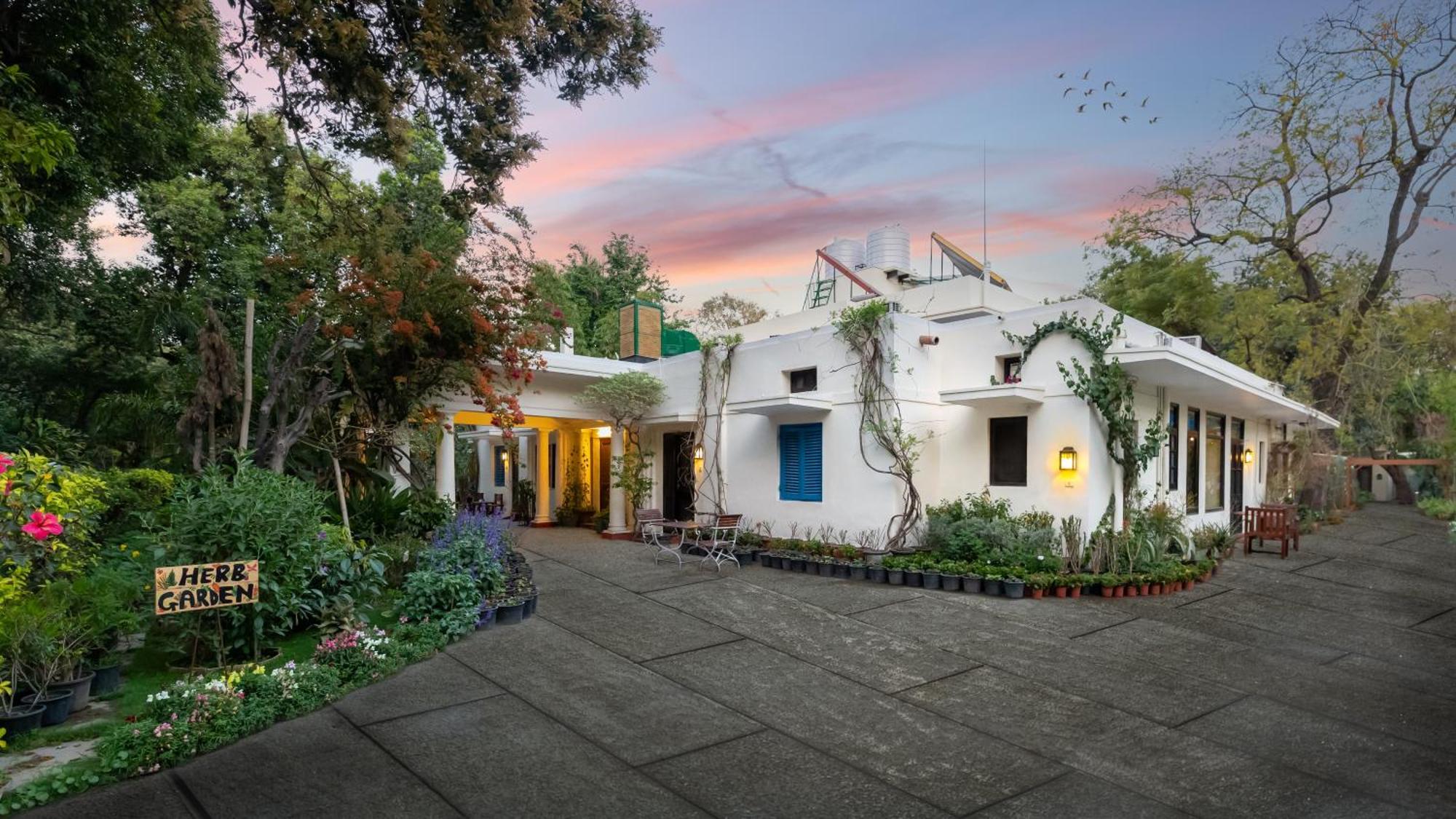 Lutyens Bungalow Nueva Delhi Exterior foto